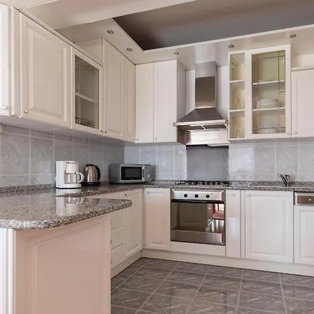 Marinko, No 3 Apartment