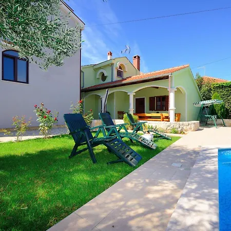 Marinko, No 3 Apartment