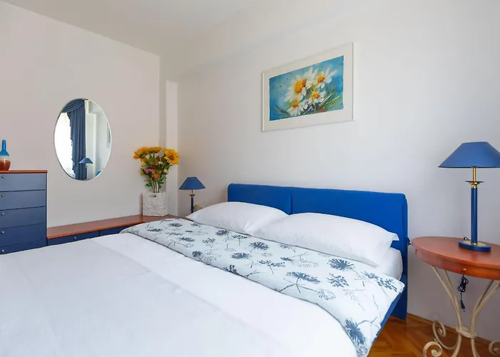 Apartment Marinko, No 3 *