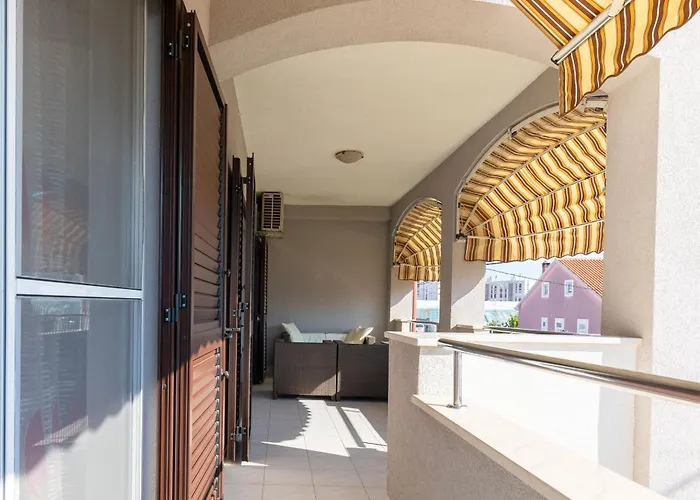Marinko, No 3 Apartment *